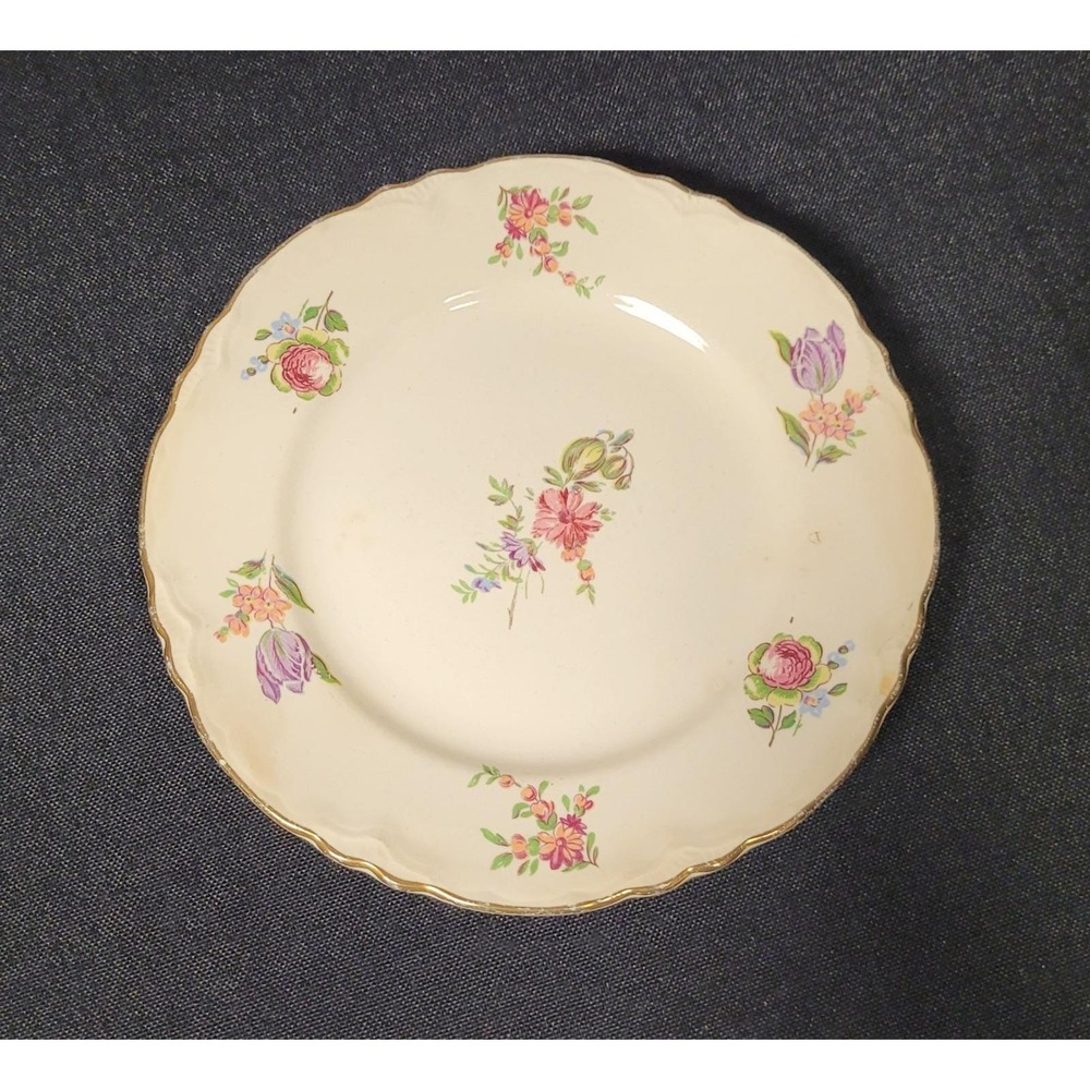 Homer Laughlin Priscilla Pattern Bread Plate Floral Design Gold Trim VTG 1940s